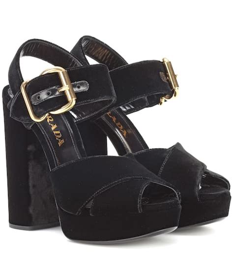 prada frauen schuhe.jpg